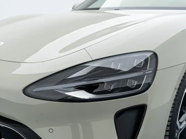 Xiaomi SU7 — Фото автомобиля 8