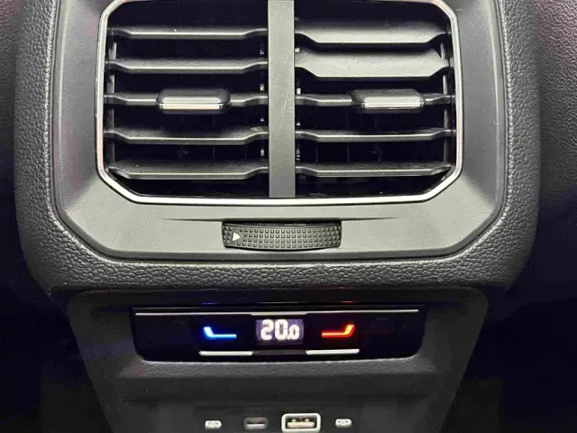 Volkswagen Tiguan L — Фото автомобиля 16