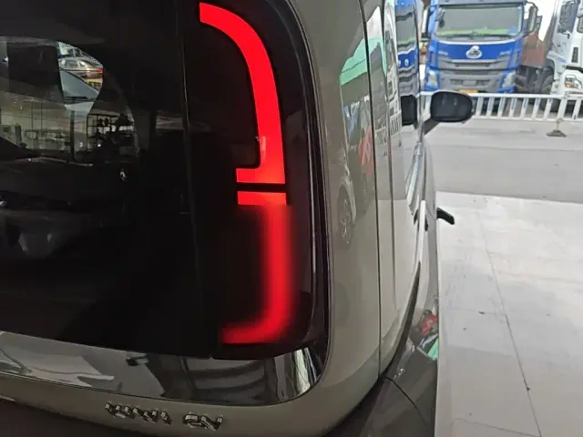 Baojun KiWi EV — Фото автомобиля 7