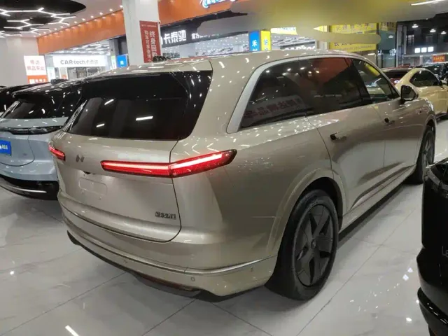 Onvo L90 — Фото автомобиля 2