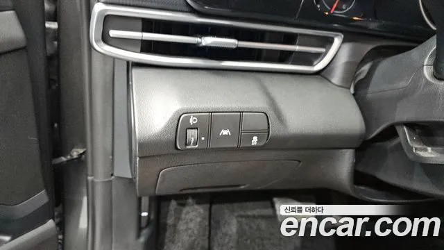 Hyundai AVANTE Avante (CN7) — Фото автомобиля 14