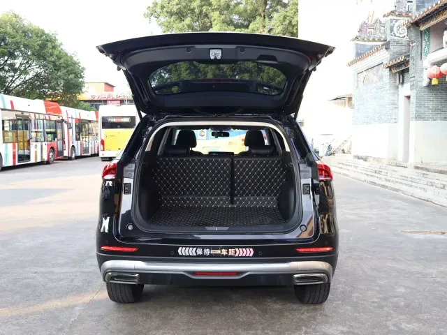Haval H6 — Фото автомобиля 12