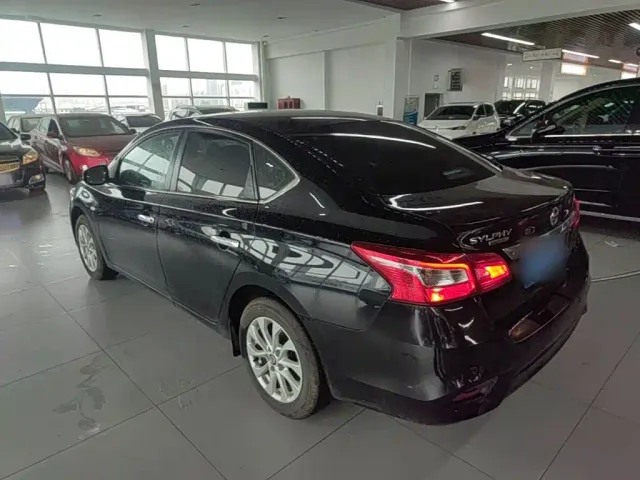 Nissan Sylphy — Фото автомобиля 4