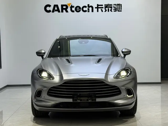 Aston Martin DBX — Фото автомобиля 2