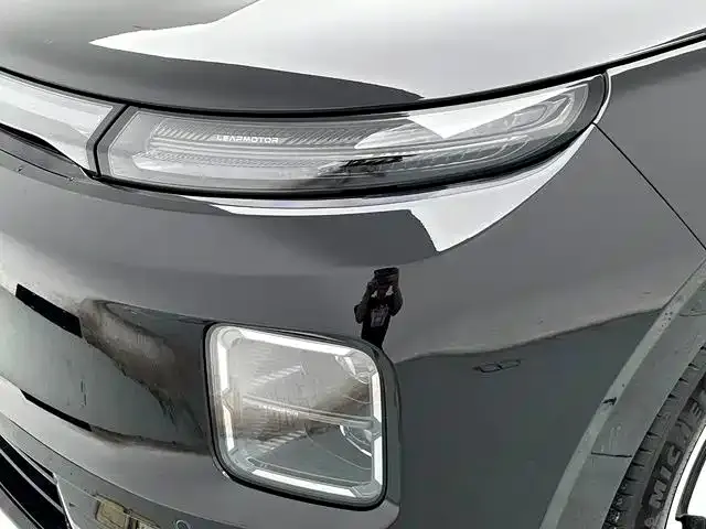 Leapmotor D Series — Фото автомобиля 19