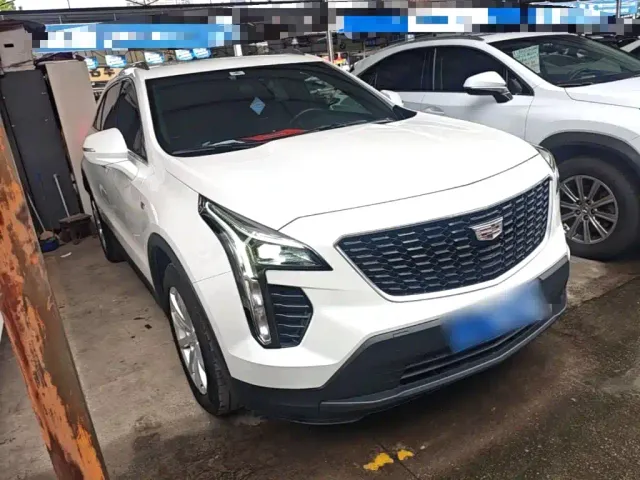 Cadillac XT4 — Фото автомобиля 3