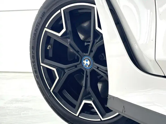 BMW i3 — Фото автомобиля 24