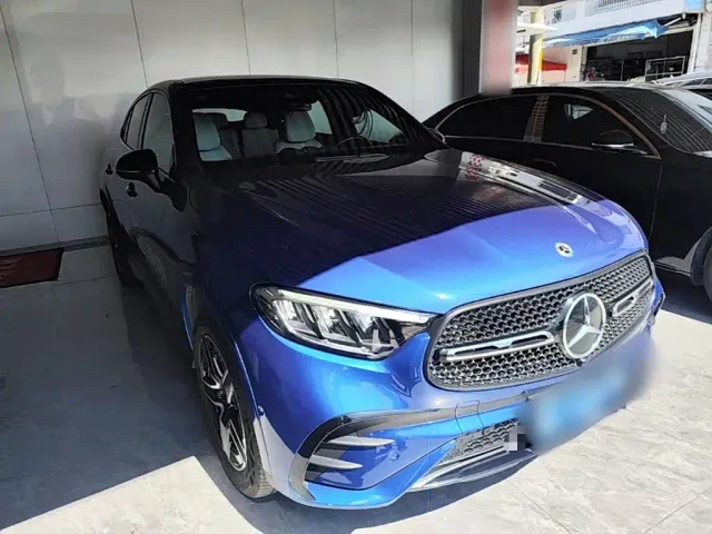 Mercedes-Benz GLC Coupe — Фото автомобиля 3