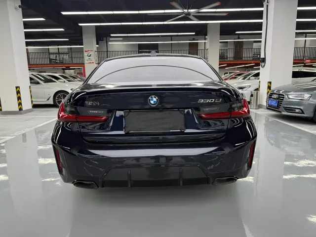 BMW 3 Series — Фото автомобиля 24