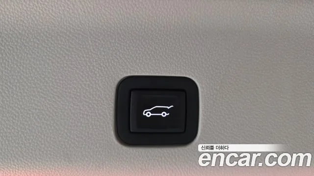 Cadillac Escalade Generation 5 — Фото автомобиля 18