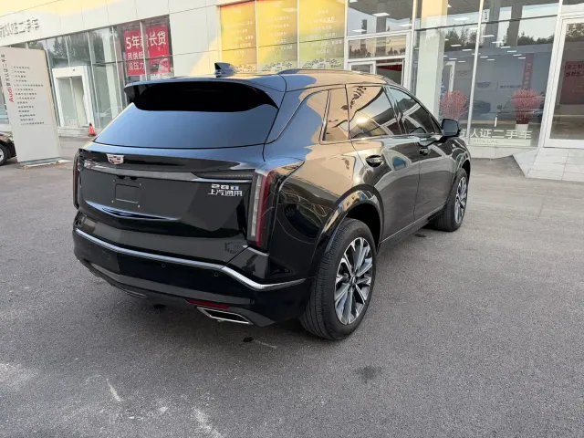 Cadillac XT5 — Фото автомобиля 15