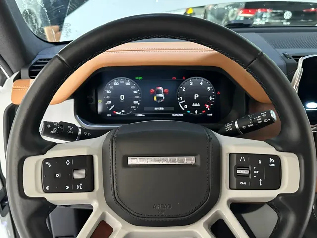 Land Rover Defender — Фото автомобиля 2