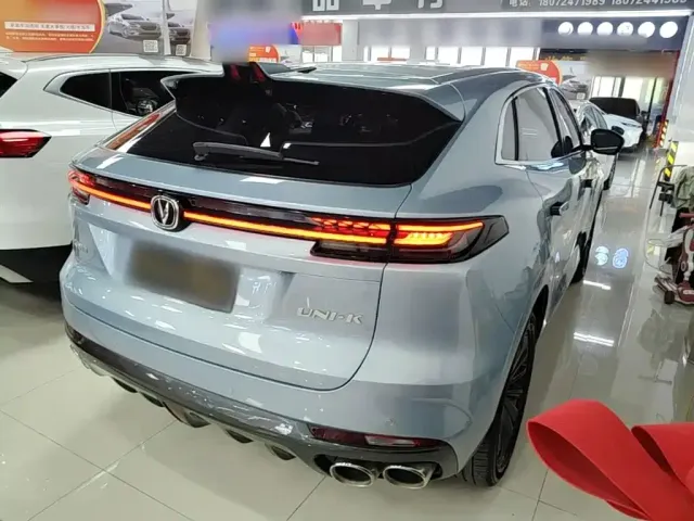 Changan Changan UNI-K 2021 2.0T Excellence — Фото автомобиля 6