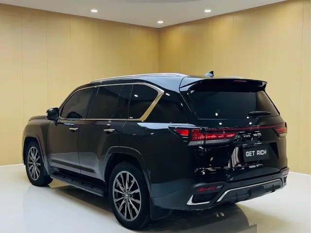 Lexus LX — Фото автомобиля 7