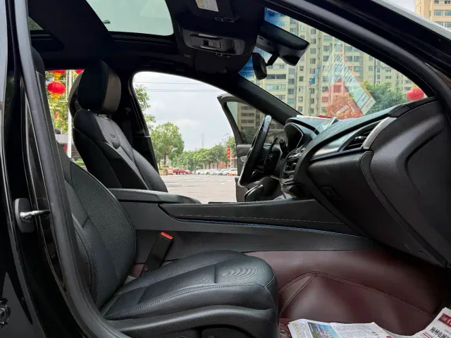 Cadillac CT5 — Фото автомобиля 28