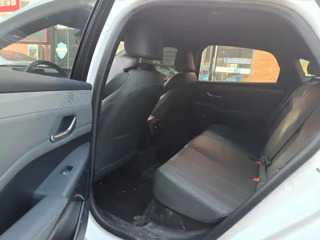 BYD Qin PLUS — Фото автомобиля 9