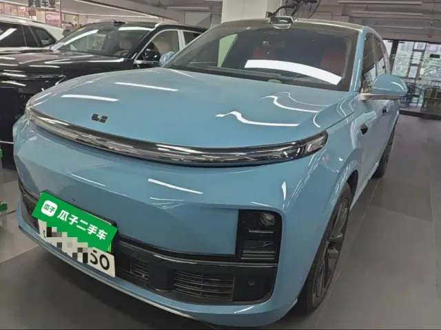 Фотография автомобиля — Li Auto L9