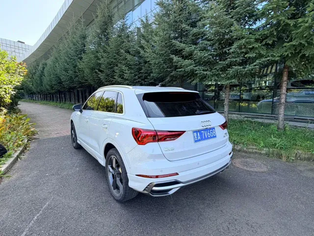 Audi Q3 — Фото автомобиля 6