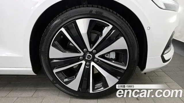 Вольво S60 S60 третьего поколения B5 Ultimate Bright — Фото автомобиля 5