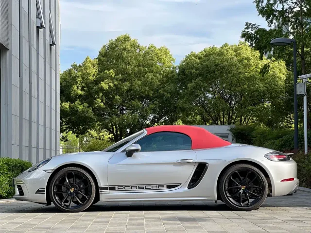 Porsche 718 — Фото автомобиля 7