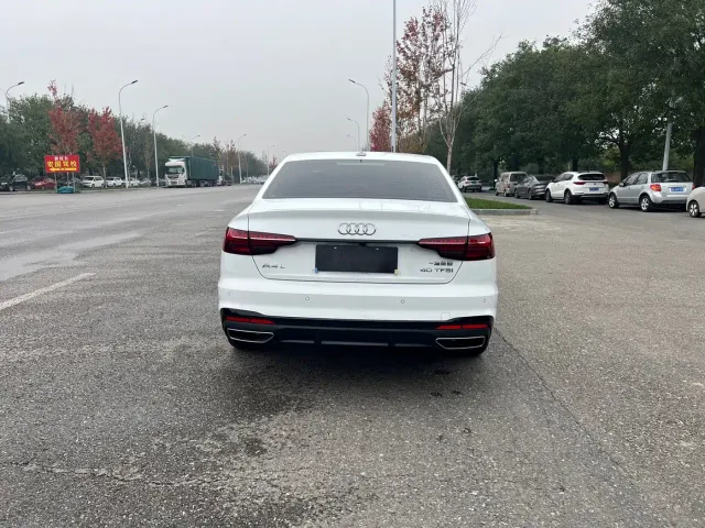 Audi A4L — Фото автомобиля 18