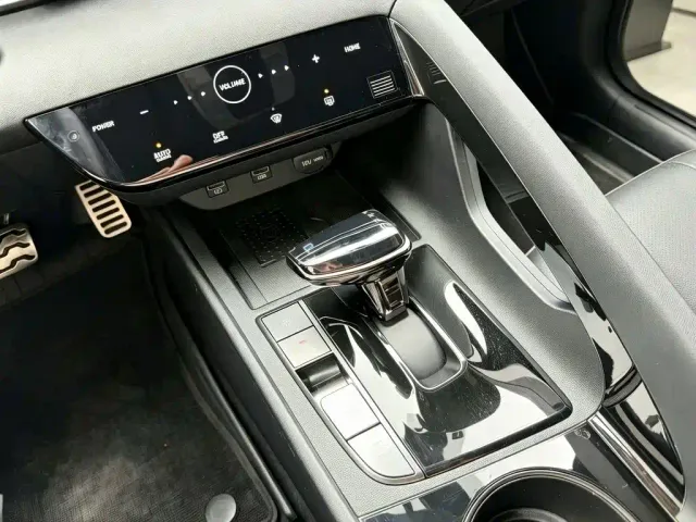 Hyundai Elantra — Фото автомобиля 15