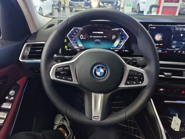 BMW i3 — Фото автомобиля 10