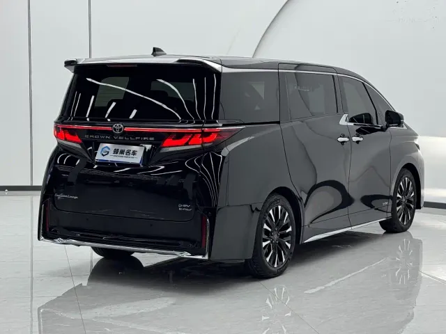Toyota Vellfire — Фото автомобиля 25