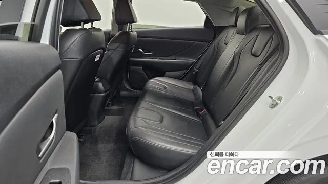 Hyundai AVANTE Avante (CN7) 1.6 LPi (Для проката) — Фото автомобиля 26
