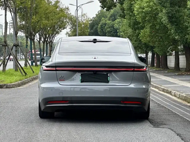 Nio ET7 — Фото автомобиля 4