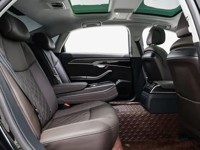 Audi A8 — Фото автомобиля 11