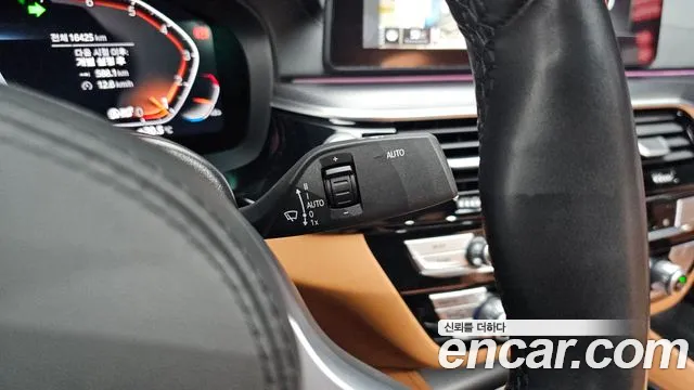 BMW 5 Series G30 — Фото автомобиля 22