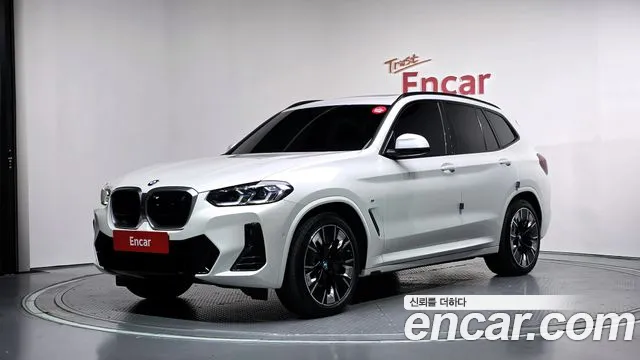 Фотография автомобиля — BMW iX3 G08 (2020–2024)