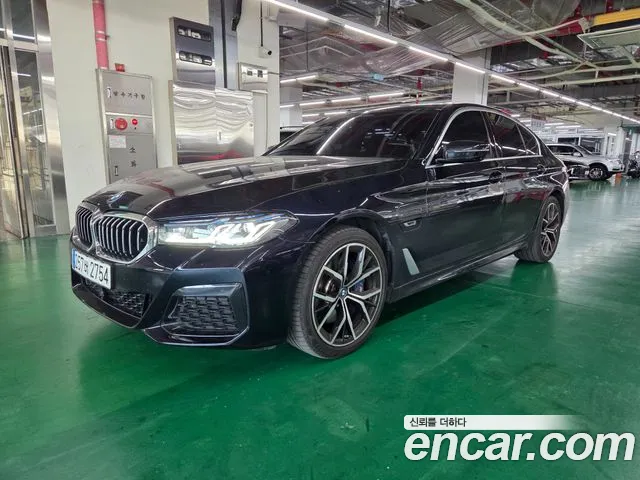Фотография автомобиля — BMW 5 Series G30