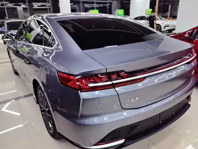 BYD Han — Фото автомобиля 4