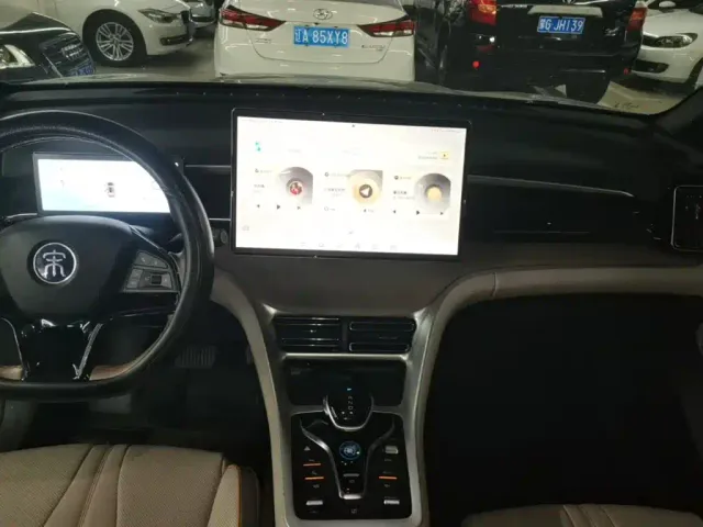BYD Song Pro — Фото автомобиля 12