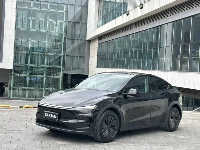 Фотография автомобиля — Tesla Model Y