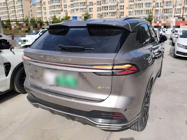 Roewe RX5 — Фото автомобиля 6