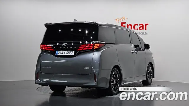 Toyota Alphard 4th Gen — Фото автомобиля 2