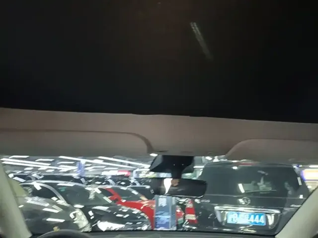 Tesla Model Y — Фото автомобиля 13