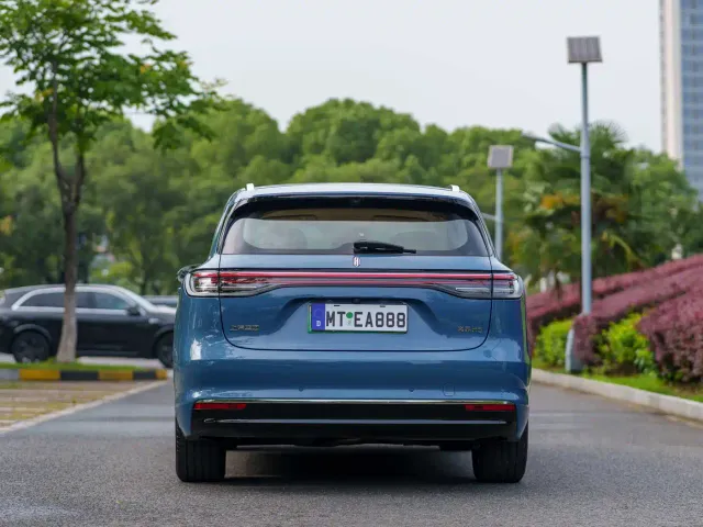 Shangjie SUV — Фото автомобиля 5