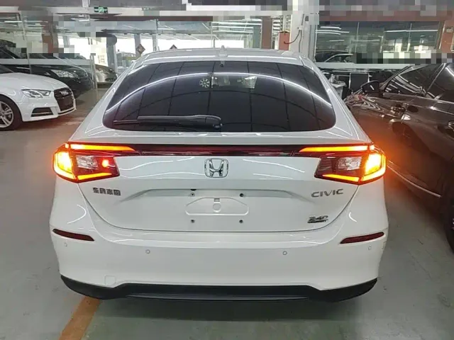 Honda Civic — Фото автомобиля 5