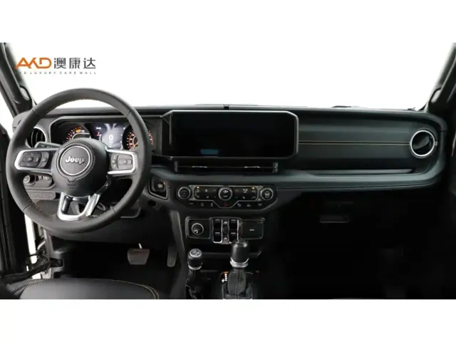 Jeep Wrangler — Фото автомобиля 5