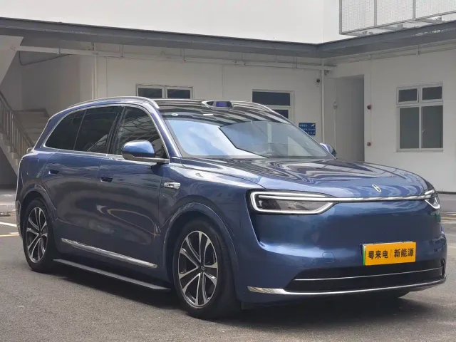 Aito M7 — Фото автомобиля 3