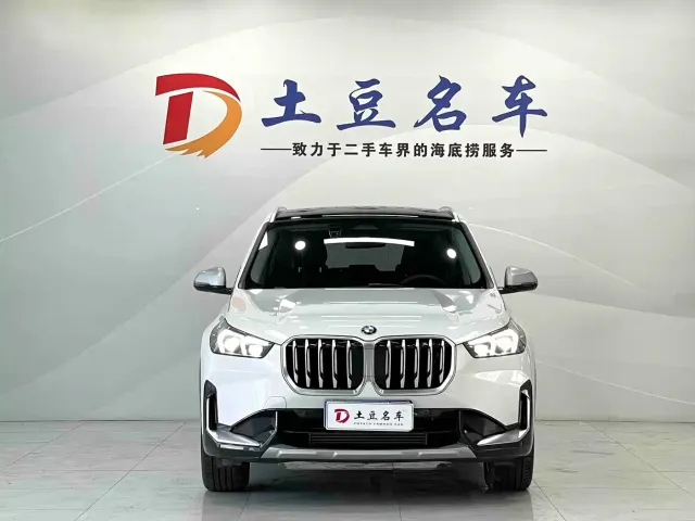 BMW X1 — Фото автомобиля 2