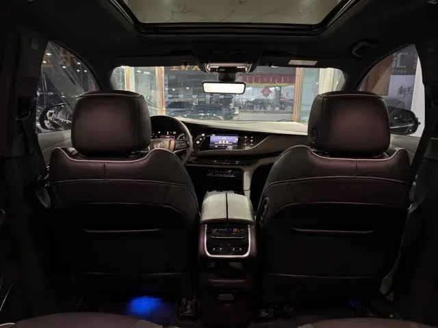 Buick Enclave — Фото автомобиля 21