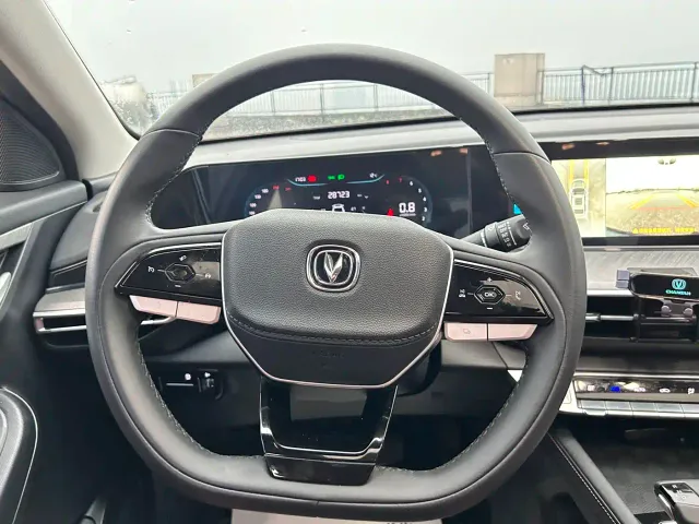 Changan Eado — Фото автомобиля 23