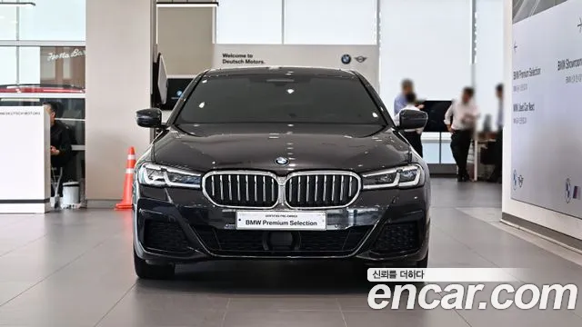 BMW 5-Series 5 серия (G30) 523d xDrive M Sport — Фото автомобиля 3