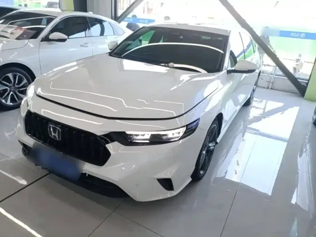 Фотография автомобиля — Honda Inspire