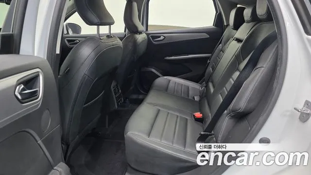 Renault Korea XM3 — Фото автомобиля 16